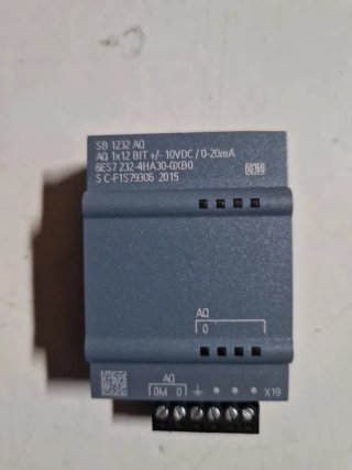 Siemens SB 1232 AQ Señal Analógica