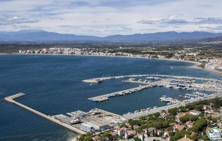 Piso en venta en Port Esportiu - Puig Rom - Canyelles en Roses