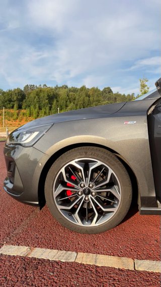 Ford Focus ST-Line X 1.0 EcoBoost MHEV 125 CV