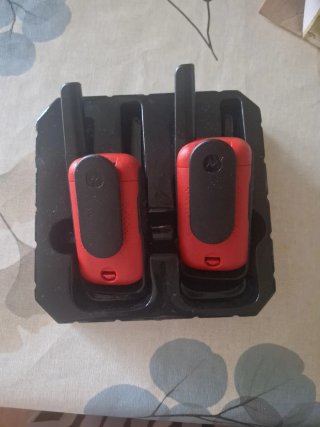 Walkie Talkies Motorola T42