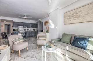 Piso en venta en Los Naranjos - Las Brisas en Marbella