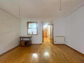 Piso en venta en Casco Antiguo en León