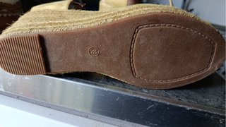 Sandalias tacón verde/amarillo Talla 39