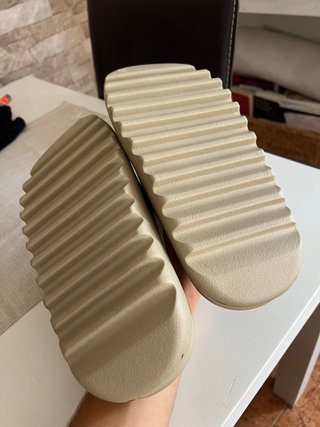 Chanclas Adidas Beige