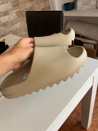 Chanclas Adidas Beige