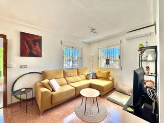 Chalet en venta en Altos - La Florida en Orihuela