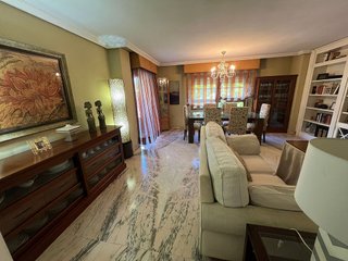 Piso en venta en Hospital en Jaén