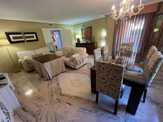 Piso en venta en Hospital en Jaén