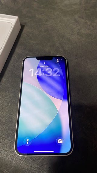 iPhone 14 100% salud de batería