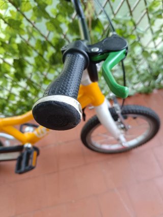 Bicicleta Woom 2 Amarilla