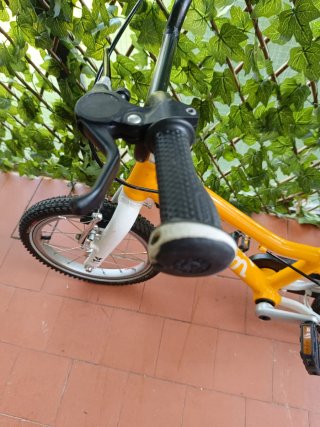 Bicicleta Woom 2 Amarilla