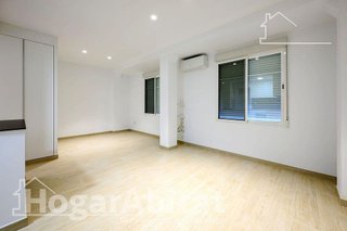 Piso en venta en El Carme en Valencia