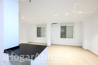 Piso en venta en El Carme en Valencia