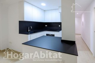 Piso en venta en El Carme en Valencia