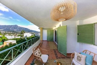 Piso en venta en Los Naranjos - Las Brisas en Marbella
