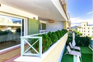 Piso en venta en Los Naranjos - Las Brisas en Marbella