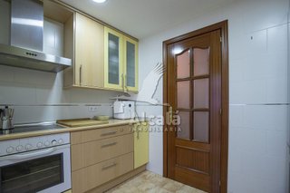 Piso en venta en Reyes Católicos en Alcalá de Henares