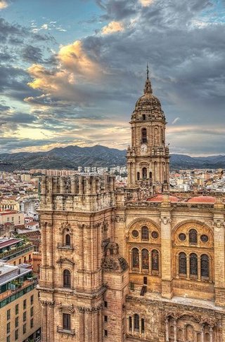 Local comercial en venta en Campanillas en Málaga