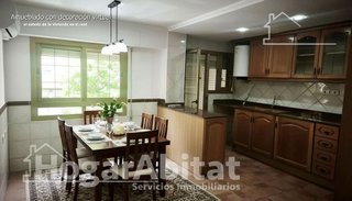 Piso en venta en Ciutat Jardí en Valencia
