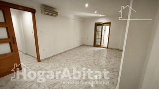 Piso en venta en Ciutat Jardí en Valencia