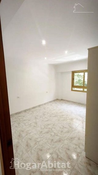 Piso en venta en Ciutat Jardí en Valencia