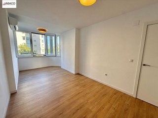 Piso en venta en Babel en Alicante