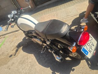 Triumph Thruxton 1200