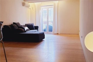 Piso en venta en El Raval en Barcelona