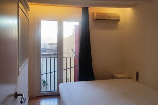 Piso en venta en El Raval en Barcelona