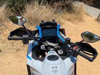 Alquiler Moto Zontes 703F A2