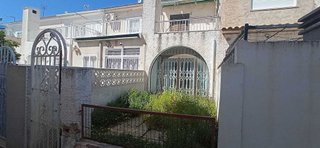 Casa adosada en venta en Playa del Cura en Torrevieja