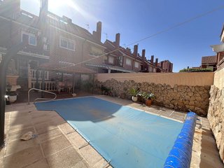 Casa adosada en venta en El Arroyo - La Fuente en Fuenlabrada