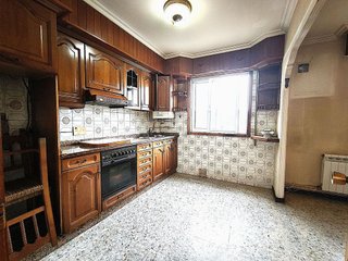 Piso en venta en Posío en Ourense