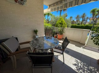 Piso en venta en Les Marines/Las Marinas en Dénia