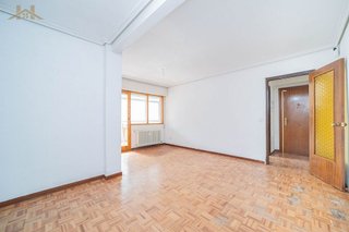 Piso en venta en La Avanzada - La Cueva en Fuenlabrada