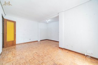 Piso en venta en La Avanzada - La Cueva en Fuenlabrada