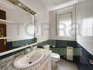 Casa pareada en venta en Palau-solità i Plegamans