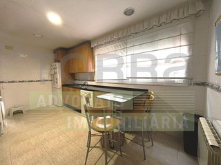 Casa pareada en venta en Palau-solità i Plegamans