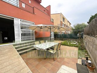 Casa pareada en venta en Palau-solità i Plegamans