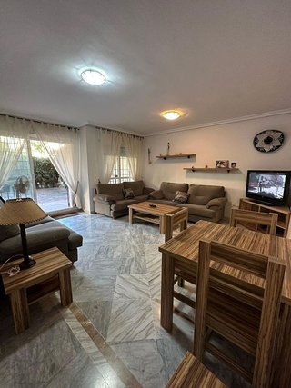 Piso en venta en Nueva Andalucía centro en Marbella