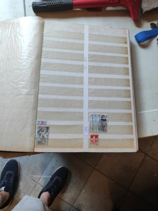 Volume 8 Francobolli