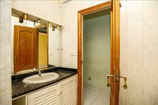 Piso en venta en Santa Eugènia en Girona