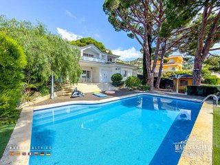 Chalet en venta en Roca Grossa - Serra Brava en Lloret de Mar