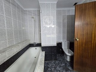 Casa adosada en venta en Ayora