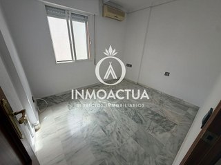Casa adosada en venta en Colores - Entreparques en Sevilla