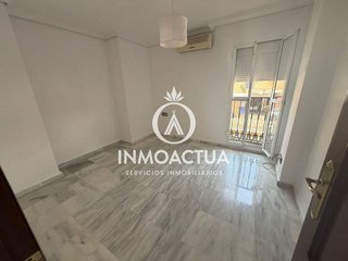 Casa adosada en venta en Colores - Entreparques en Sevilla