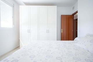 Piso en venta en Colores - Entreparques en Sevilla