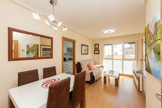 Piso en venta en Campoamor en Alicante
