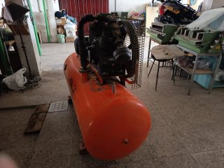 Compresor Josval 200L 7.5CV Trifásico