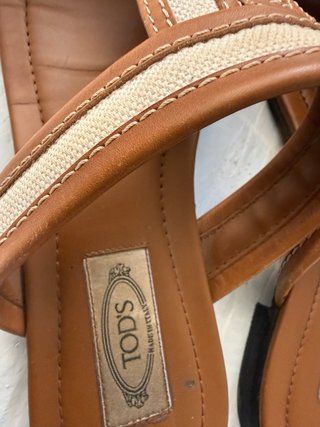 Sandalias Tod's Piel y Lona Marrón Beige